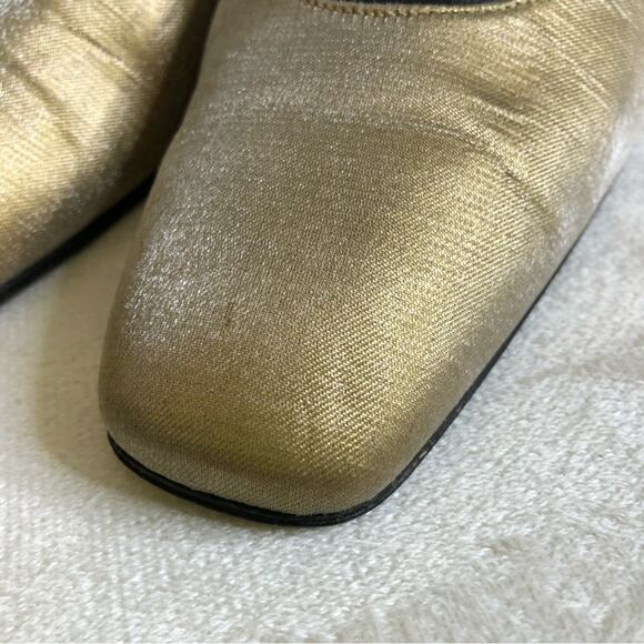 Stuart Weitzman gold metallic square heel pumps size 7.5 B - Picture 3 of 16